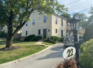 22 Llanfair Rd UNIT 2, Ardmore, PA 19003