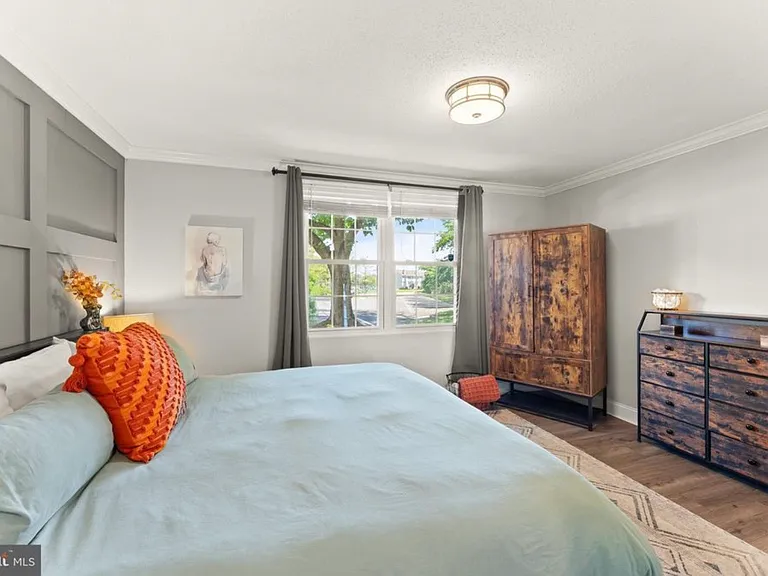124 Fort Evans Rd SE #B — Photo 15