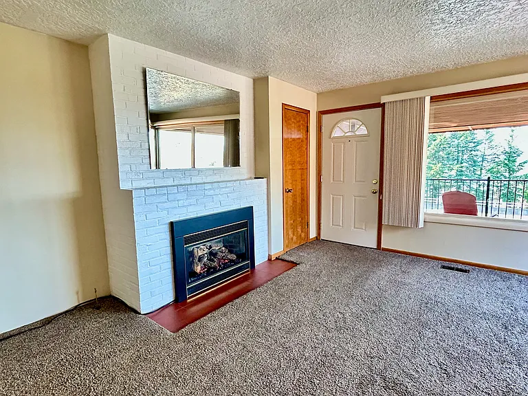 6416 E Evergreen Blvd — Photo 12