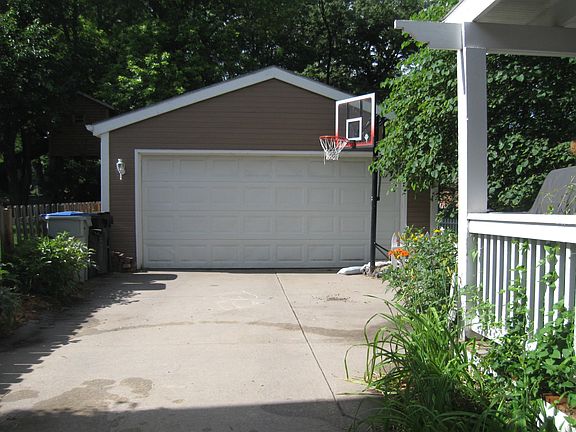 2nd image of 4505 Prescott Ave