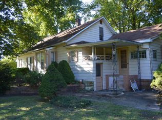 513 S Main St, Royalton, IL 62983