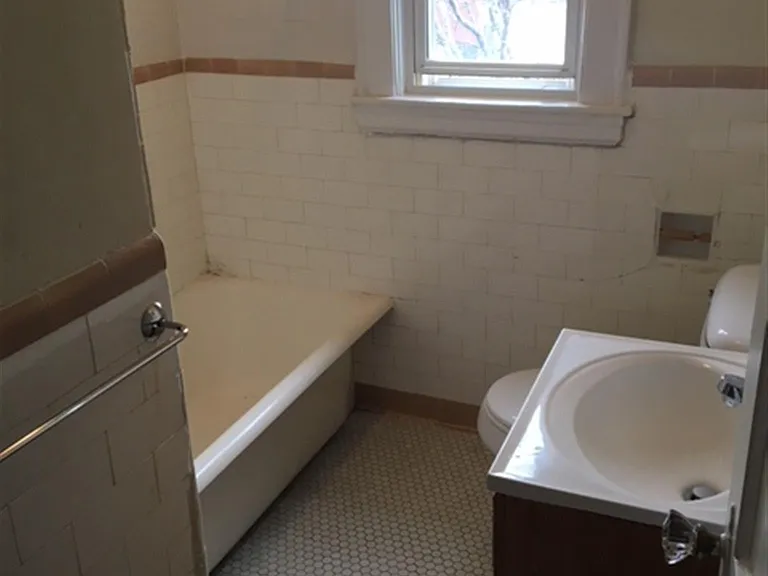 10 Cogswell Ave — Photo 7