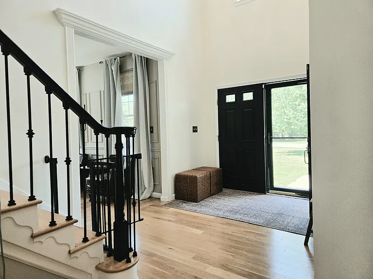 34 Margaret Dr — Photo 3