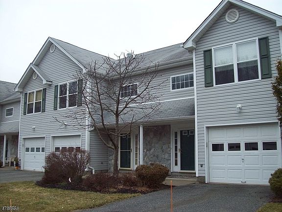 2nd image of 15 Beechmont Ter