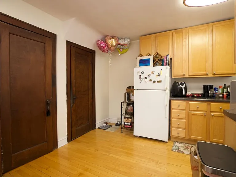733 Elm St #103 — Photo 6