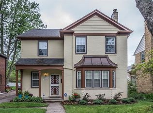 18995 Birchcrest Dr, Detroit, MI 48221