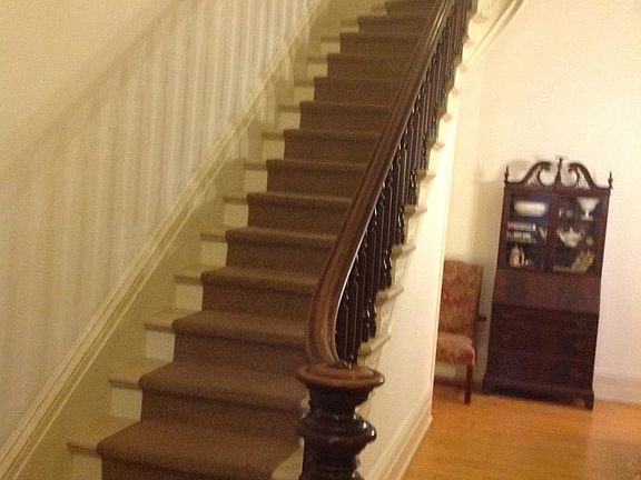Foyer/ main entrance