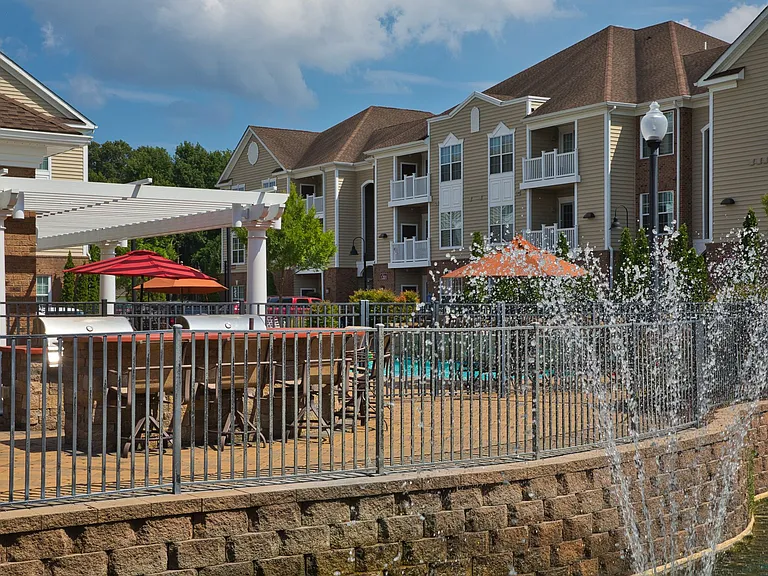 Red Mill Landing Apartment Homes — Photo 19