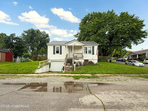 401 E Howard St, California, MO 65018