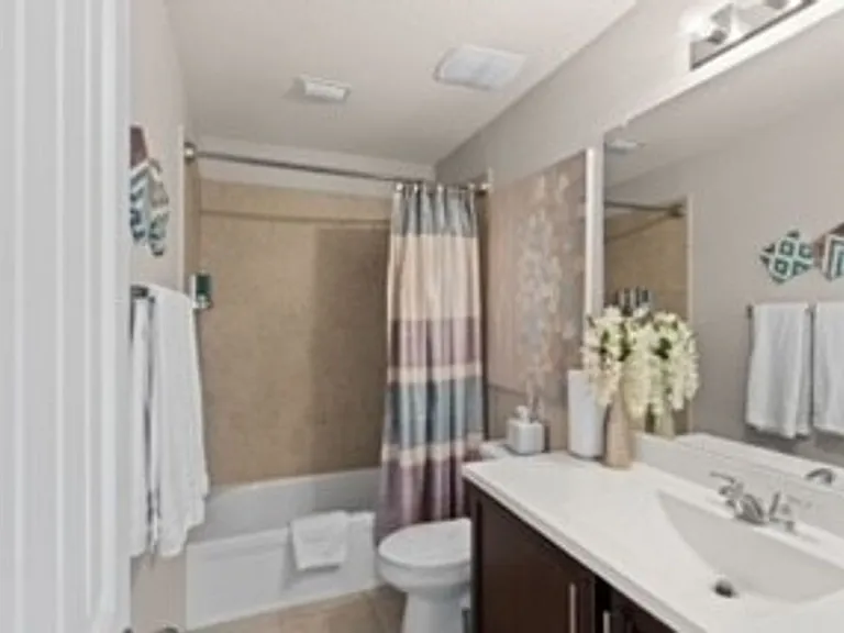 1420 Alamandine Ave — Photo 19