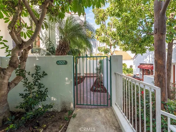 7412 Seabluff Dr Unit 107, Huntington Beach, CA 92648