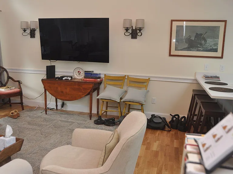 8A Sanctuary Ln — Photo 4