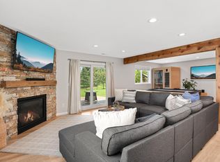 9609 Glacier Rd, Saint Bonifacius, MN 55375