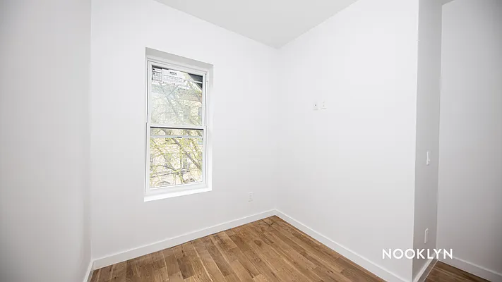 Rented by Nooklyn NYC LLC | media 23