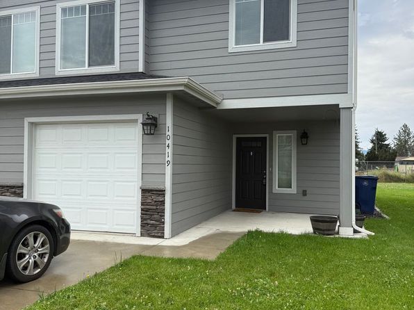 10419-10421 E Maxwell Ln