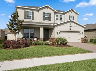 1703 Nature View Dr, Lutz, FL 33558