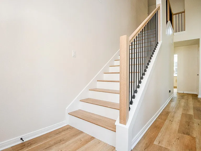 21 Edgewood Forest Ct — Photo 7