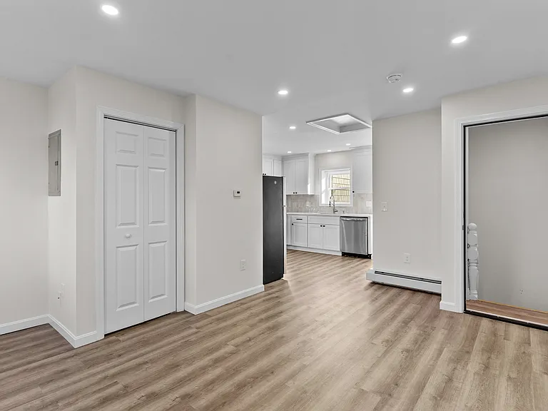 101 E Manning St #2 — Photo 10