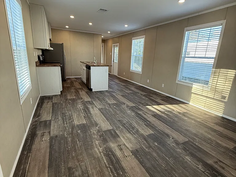 16038 Tulip Tree Dr #23 — Photo 4