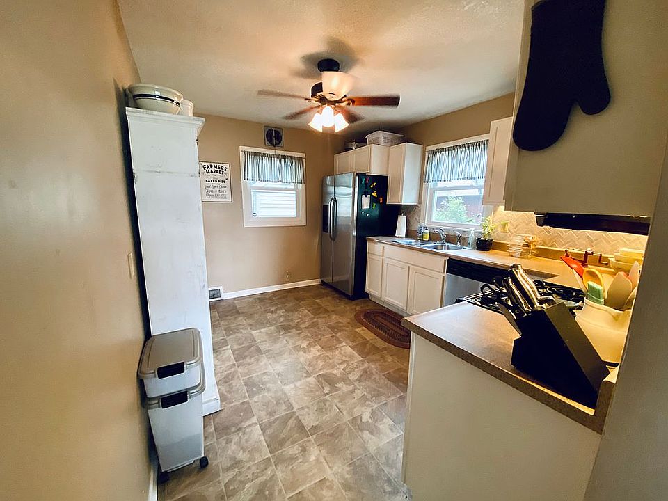 512 N Lakeview Ave Sturgis, MI Zillow