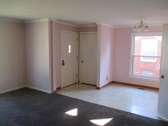 5th image of 2281 Lakewood Ave