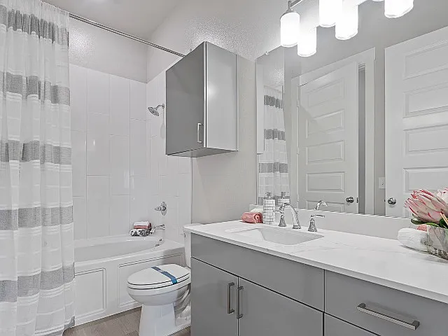 Bathroom Bathroom