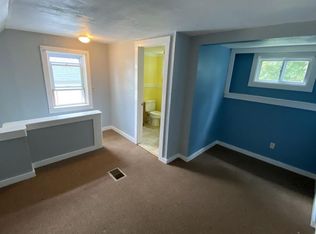 5 Plummer St, Orono, ME 04473