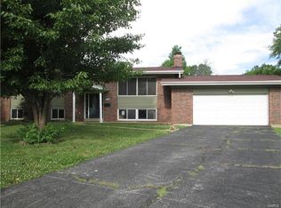 2421 Canter Ct, Saint Louis, MO