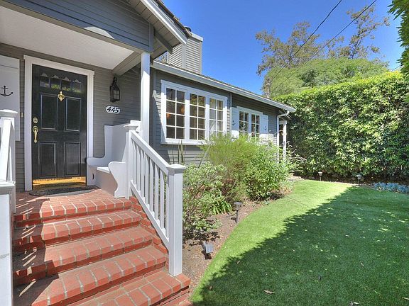 2nd image of 445 Lemon Grove Ln