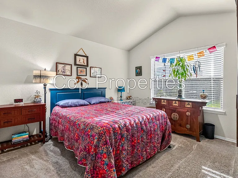 2425 Ayers Dr — Photo 20