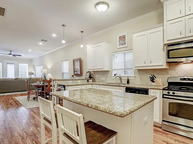 1341 Dorothy St #A — Photo 3