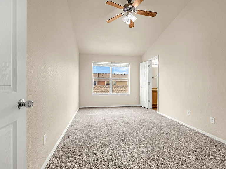 3585 Grey Owl Point — Photo 7