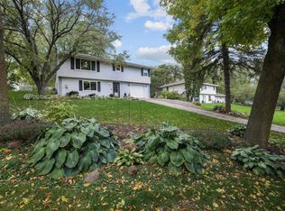 6785 Yucca Ln N, Maple Grove, MN 55311