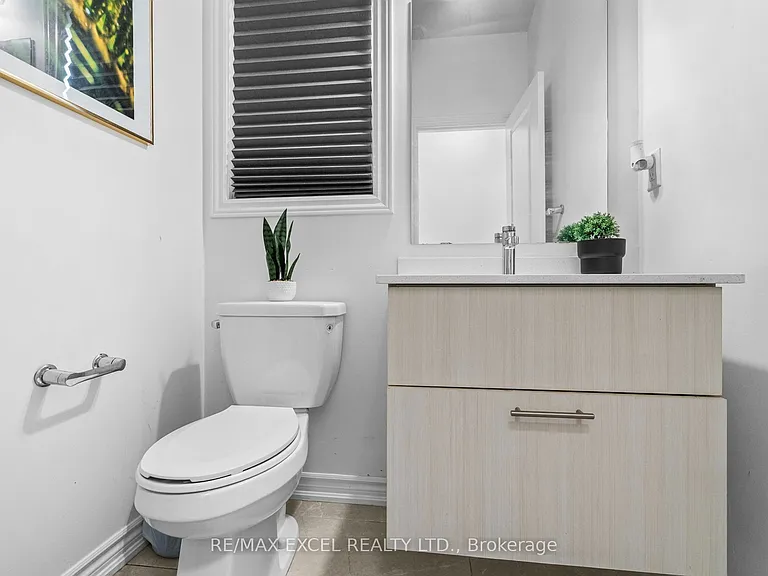37 Macpherson St — Photo 11