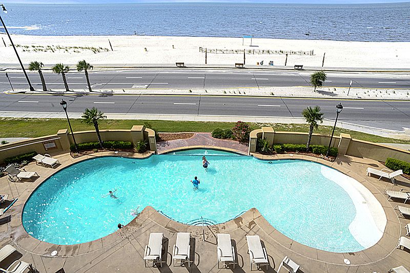 1st image of 1200 Beach Dr