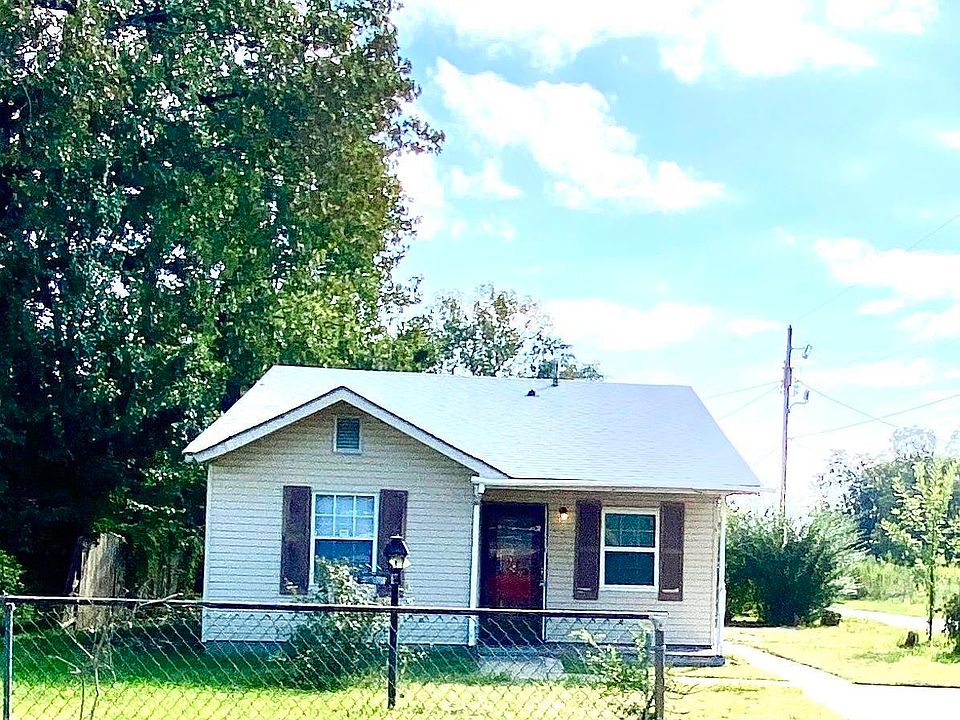 1st image of 813 S Gum St
