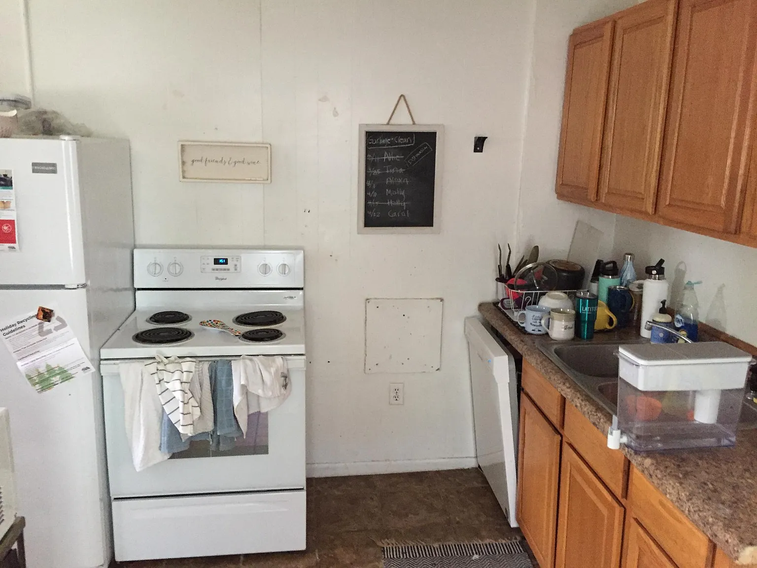 6 bed, 2000 sqft, $3,750 — Photo 3