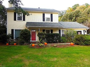 5601 Greenapple Dr, Greensboro, NC 27405