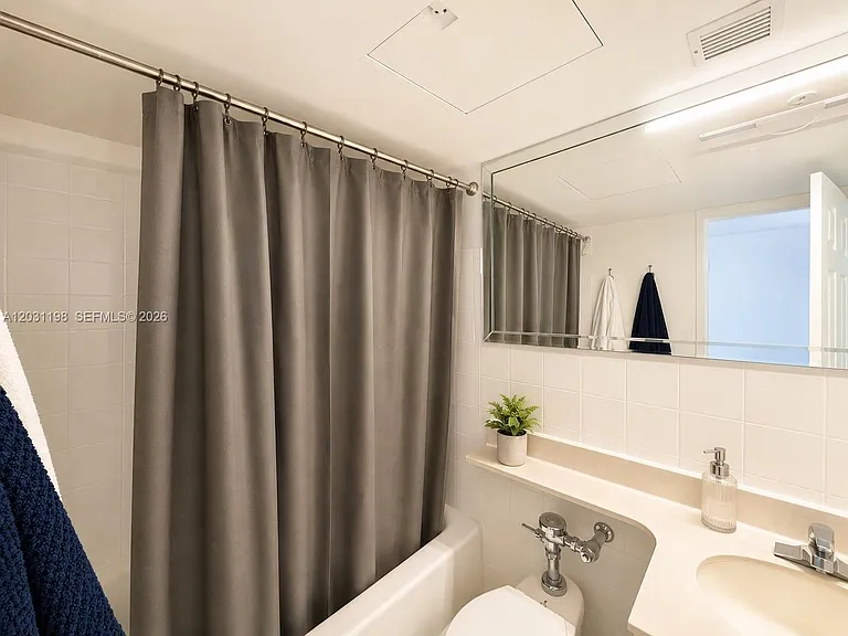 1500 Bay Rd #718S — Photo 9