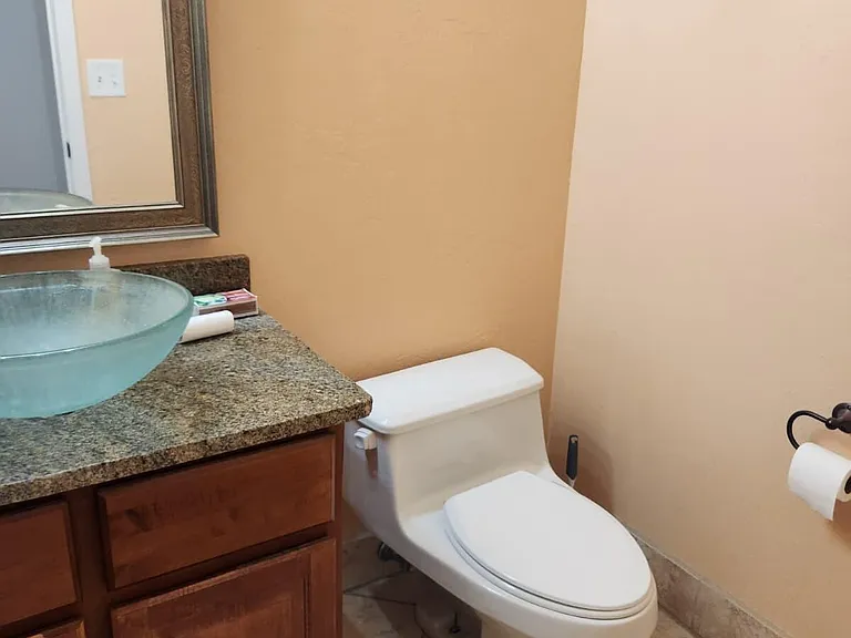 2902 N Udall St — Photo 23