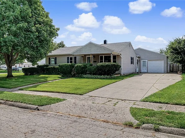 413 N Church St, New Carlisle, OH 45344