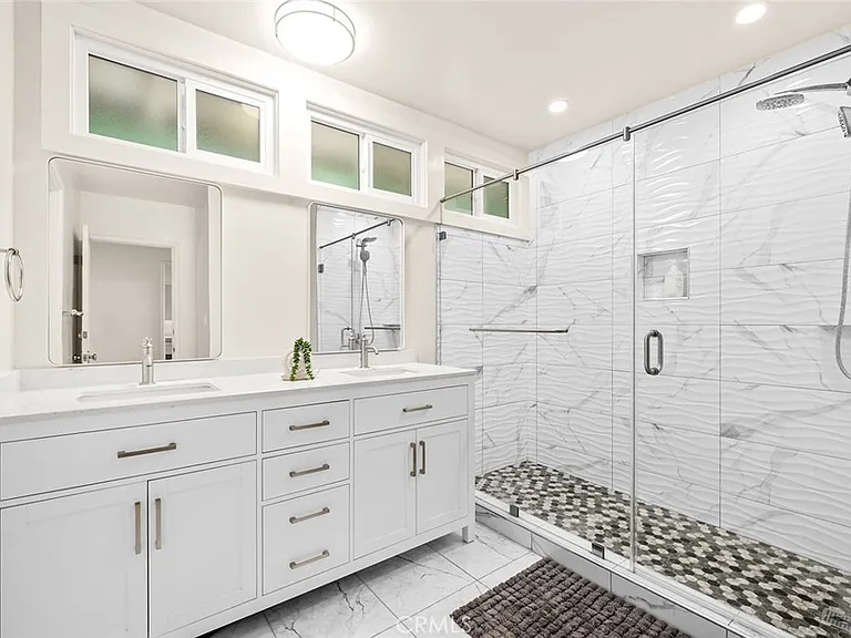 11365 Thurston Pl — Photo 15