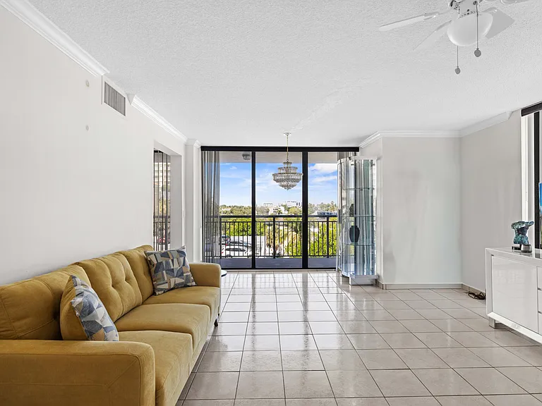 3031 N Ocean Blvd #507 — Photo 8
