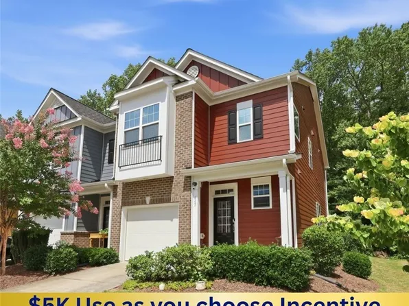 647 Briarcliff St, Apex, NC 27502