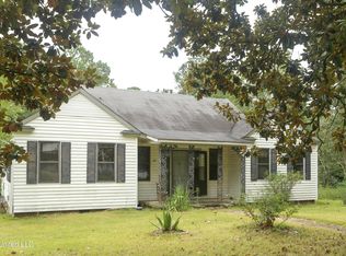 156 Jackson St, Hazlehurst, MS 39083