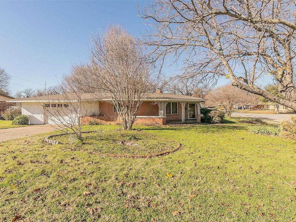 1st image of 6956 Park Place Dr