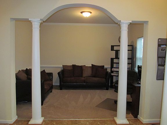 2nd image of 6059 Mainsail Ln