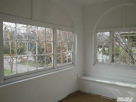 4th image of 279 Handsome Ave