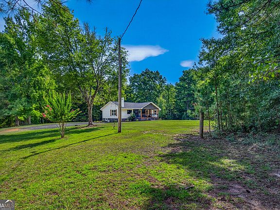 4th image of 214 Floyd Rd