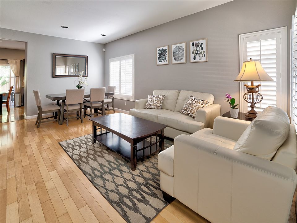 Chika✕2 9933 Kahana St, Diamondhead, MS 39525 | Zillow